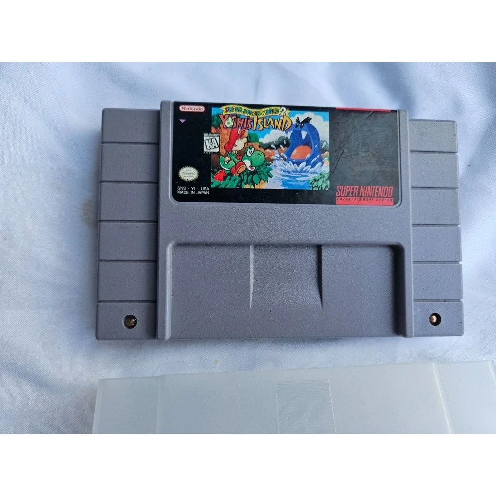Super Mario World 2: Yoshi's Island (Super Nintendo, 1995) Authentic